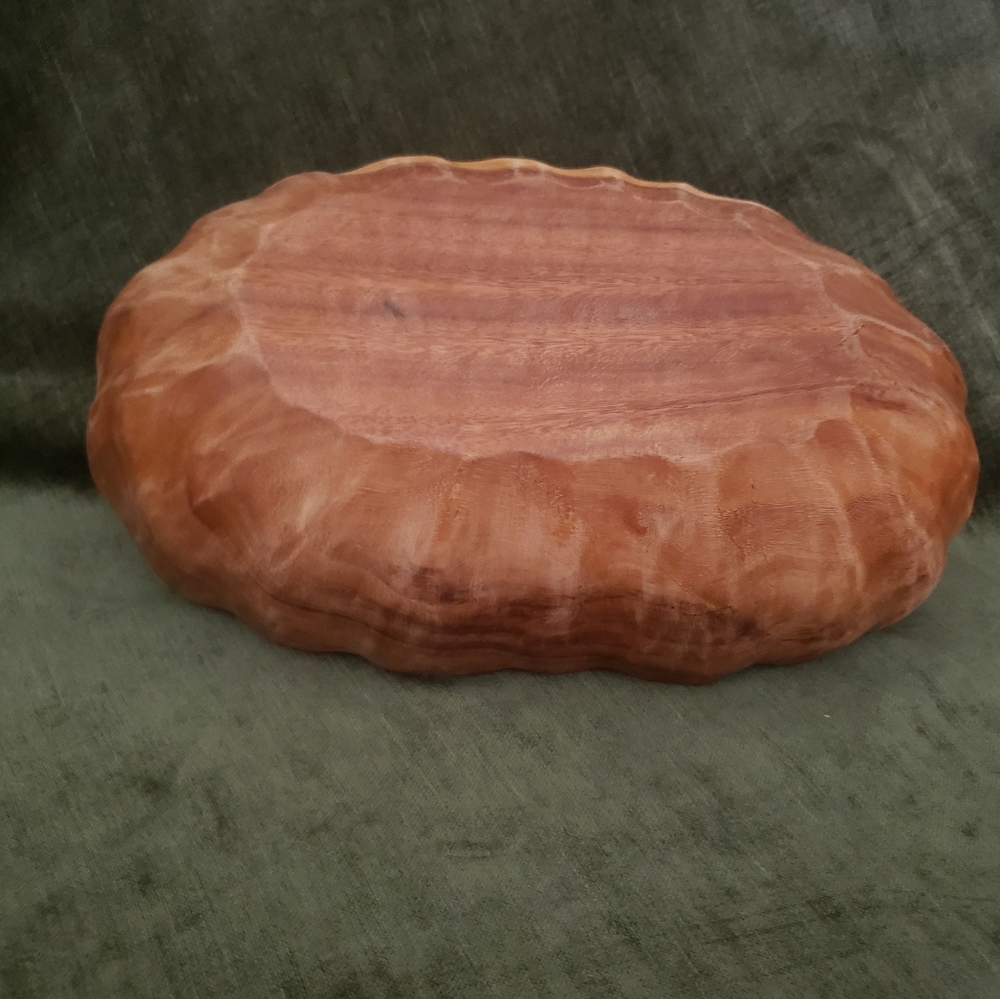 Beautiful Wood Salad Bowl with Serving Utensils - Picture 4 of 11